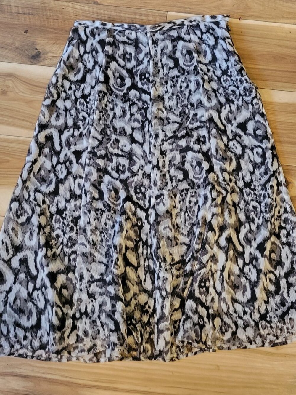 Isaac Mizrahi Live Black White Geometric Midi Skirt Abstract Print Flared A Line